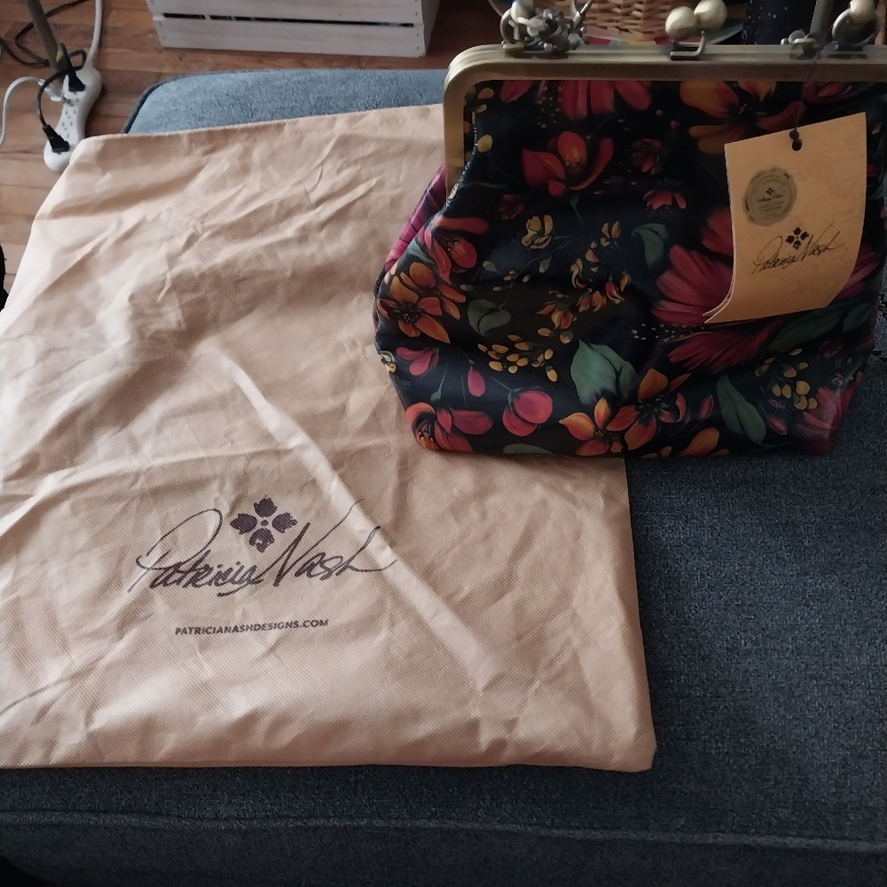 Patricia Nash NWT  Crossbody Kisslock Tropical Escape  Collection - Picture 8 of 11